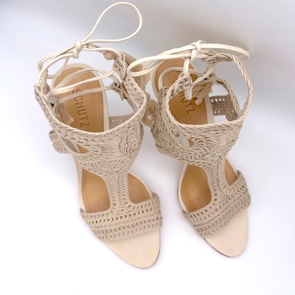 Schutz - Veca Crochet Macrame Tassel Sandals Size 8.5 Ecru / Ivory / Beige - Picture 4 of 8
